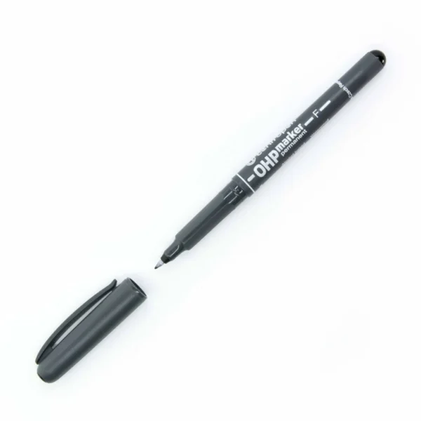 Перманентен тънкописец Centropen F - 0.6 mm - черен