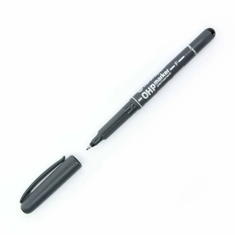Перманентен тънкописец Centropen F - 0.6 mm - черен